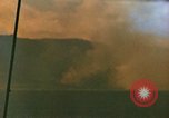 Standbild Bombardierung auf Schiffen Saipan Nördliche Marianen, 1944, aus Sekunde 18 historischem Filmmaterial Videoclip 65675035320