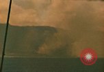 Standbild Bombardierung auf Schiffen Saipan Nördliche Marianen, 1944, aus Sekunde 19 historischem Filmmaterial Videoclip 65675035320