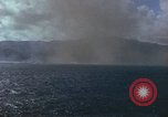 Standbild Bombardierung auf Schiffen Saipan Nördliche Marianen, 1944, aus Sekunde 52 historischem Filmmaterial Videoclip 65675035320
