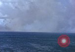 Standbild Bombardierung Saipan Saipan Nördliche Marianen, 1944, aus Sekunde 14 historischem Filmmaterial Videoclip 65675035321