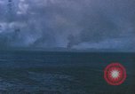 Standbild Bombardierung Saipan Saipan Nördliche Marianen, 1944, aus Sekunde 47 historischem Filmmaterial Videoclip 65675035321