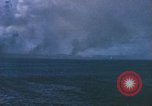 Standbild Bombardierung Saipan Saipan Nördliche Marianen, 1944, aus Sekunde 48 historischem Filmmaterial Videoclip 65675035321