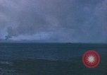 Standbild Bombardierung Saipan Saipan Nördliche Marianen, 1944, aus Sekunde 57 historischem Filmmaterial Videoclip 65675035321