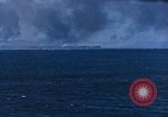 Standbild Explosionen Saipan Nördliche Marianen, 1944, aus Sekunde 40 historischem Filmmaterial Videoclip 65675035322