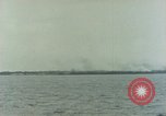 Standbild Bombardierung Saipan Nördliche Marianen, 1944, aus Sekunde 5 historischem Filmmaterial Videoclip 65675035326
