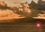 Standbild Bombardierung Saipan Nördliche Marianen, 1944, aus Sekunde 14 historischem Filmmaterial Videoclip 65675035326