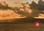 Standbild Bombardierung Saipan Nördliche Marianen, 1944, aus Sekunde 16 historischem Filmmaterial Videoclip 65675035326