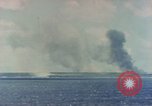 Standbild Bombardierung Saipan Nördliche Marianen, 1944, aus Sekunde 39 historischem Filmmaterial Videoclip 65675035326