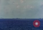 Standbild Bombardierung Saipan Nördliche Marianen, 1944, aus Sekunde 55 historischem Filmmaterial Videoclip 65675035326
