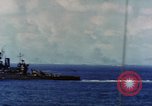 Standbild Bombardierung Saipan Nördliche Marianen, 1944, aus Sekunde 59 historischem Filmmaterial Videoclip 65675035326