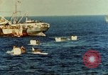 Standbild Landungsboote Saipan Nördliche Marianen, 1944, aus Sekunde 19 historischem Filmmaterial Videoclip 65675035330
