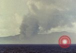 Standbild Rauch Saipan Nördliche Marianen, 1944, aus Sekunde 25 historischem Filmmaterial Videoclip 65675035332