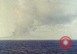 Standbild Rauch Saipan Nördliche Marianen, 1944, aus Sekunde 50 historischem Filmmaterial Videoclip 65675035332
