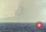 Standbild Rauch Saipan Nördliche Marianen, 1944, aus Sekunde 54 historischem Filmmaterial Videoclip 65675035332