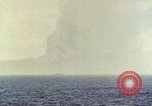 Standbild Rauch Saipan Nördliche Marianen, 1944, aus Sekunde 57 historischem Filmmaterial Videoclip 65675035332