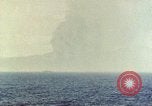 Standbild Rauch Saipan Nördliche Marianen, 1944, aus Sekunde 62 historischem Filmmaterial Videoclip 65675035332