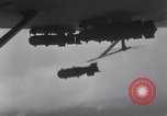 Standbild Consolidated PBY Aircraft auf Patrouille Pazifik, 1942, aus Sekunde 59 historischem Filmmaterial Videoclip 65675035341