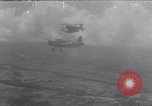 Standbild Land Version von Vought OS2U Flugzeuge United States USA, 1942, aus Sekunde 1 historischem Filmmaterial Videoclip 65675035343