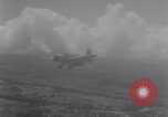 Standbild Land Version von Vought OS2U Flugzeuge United States USA, 1942, aus Sekunde 5 historischem Filmmaterial Videoclip 65675035343