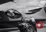 Standbild 5 PBY Catalina South Pacific Ocean, 1942, aus Sekunde 18 historischem Filmmaterial Videoclip 65675035348