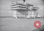 Immagine di USS Constellation CVA 64 Oceano Pacifico del sud, 1962, secondo 10 filmato di repertorio 65675035350