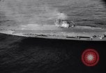 Immagine di USS Constellation CVA 64 Oceano Pacifico del sud, 1962, secondo 45 filmato di repertorio 65675035350