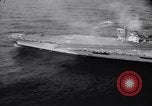 Immagine di USS Constellation CVA 64 Oceano Pacifico del sud, 1962, secondo 50 filmato di repertorio 65675035350