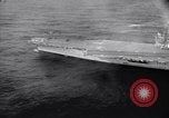 Immagine di USS Constellation CVA 64 Oceano Pacifico del sud, 1962, secondo 52 filmato di repertorio 65675035350