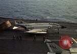 Immagine di F 4J piano Golfo del Tonchino Vietnam, 1970, secondo 9 filmato di repertorio 65675035359