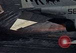 Immagine di F 4J piano Golfo del Tonchino Vietnam, 1970, secondo 18 filmato di repertorio 65675035359