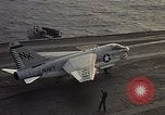 Immagine di F 4J piano Golfo del Tonchino Vietnam, 1970, secondo 43 filmato di repertorio 65675035359