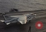 Immagine di F 4J piano Golfo del Tonchino Vietnam, 1970, secondo 45 filmato di repertorio 65675035359