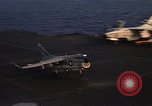 Immagine di F 4J piano Golfo del Tonchino Vietnam, 1970, secondo 56 filmato di repertorio 65675035359
