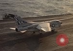 Immagine di F 4J piano Golfo del Tonchino Vietnam, 1970, secondo 59 filmato di repertorio 65675035359
