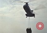 Immagine di UH 46D elicottero Golfo del Tonchino Vietnam, 1970, secondo 8 filmato di repertorio 65675035361
