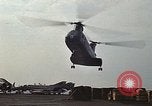 Immagine di UH 46D elicottero Golfo del Tonchino Vietnam, 1970, secondo 18 filmato di repertorio 65675035361