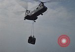 Immagine di UH 46D elicottero Golfo del Tonchino Vietnam, 1970, secondo 37 filmato di repertorio 65675035361