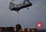 Immagine di UH 46D elicottero Golfo del Tonchino Vietnam, 1970, secondo 52 filmato di repertorio 65675035361