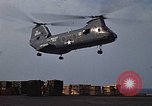 Immagine di UH 46D elicottero Golfo del Tonchino Vietnam, 1970, secondo 59 filmato di repertorio 65675035361