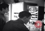 Standbild space rocket Algerien, 1966, aus Sekunde 56 historischem Filmmaterial Videoclip 65675035363