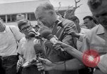 Immagine di Ellsworth Bunker Saigon Vietnam, 1967, secondo 29 filmato di repertorio 65675035368
