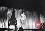 Immagine di Teresita Massa Long Beach California USA, 1967, secondo 9 filmato di repertorio 65675035371