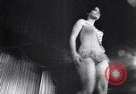 Immagine di Teresita Massa Long Beach California USA, 1967, secondo 12 filmato di repertorio 65675035371