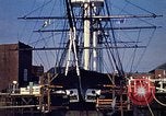 Standbild USS Constitution Boston Massachusetts USA, 1975, aus Sekunde 6 historischem Filmmaterial Videoclip 65675035375
