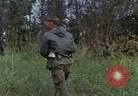 Standbild US Marine Khe Sanh Vietnam, 1968, aus Sekunde 13 historischem Filmmaterial Videoclip 65675035389