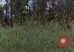 Standbild US Marine Khe Sanh Vietnam, 1968, aus Sekunde 16 historischem Filmmaterial Videoclip 65675035389