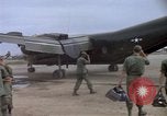 Immagine di I soldati USA Tan Son Nhut Air Force Base Vietnam, 1967, secondo 10 filmato di repertorio 65675035391