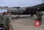 Immagine di I soldati USA Tan Son Nhut Air Force Base Vietnam, 1967, secondo 12 filmato di repertorio 65675035391