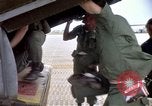Immagine di I soldati USA Tan Son Nhut Air Force Base Vietnam, 1967, secondo 34 filmato di repertorio 65675035391