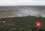 Standbild UH 1D Hubschrauber Binh Duong Provinz Süd Vietnam, 1967, aus Sekunde 10 historischem Filmmaterial Videoclip 65675035392